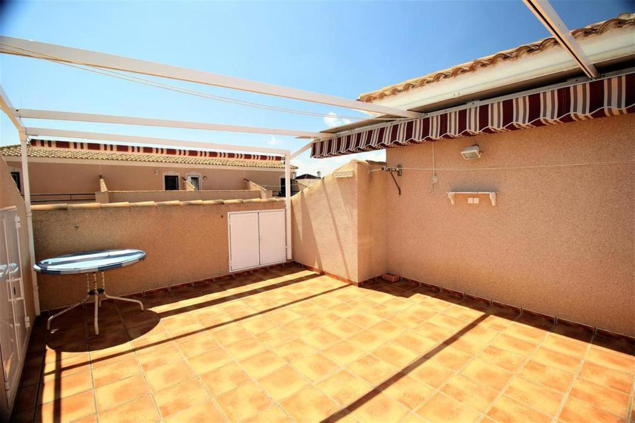 Holiday Apartment Dalias オリウエラ エクステリア 写真
