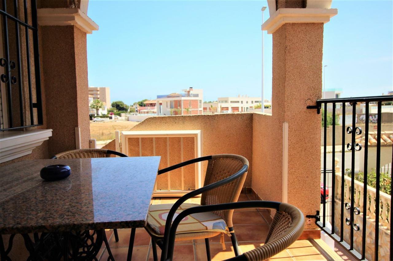 Holiday Apartment Dalias オリウエラ エクステリア 写真