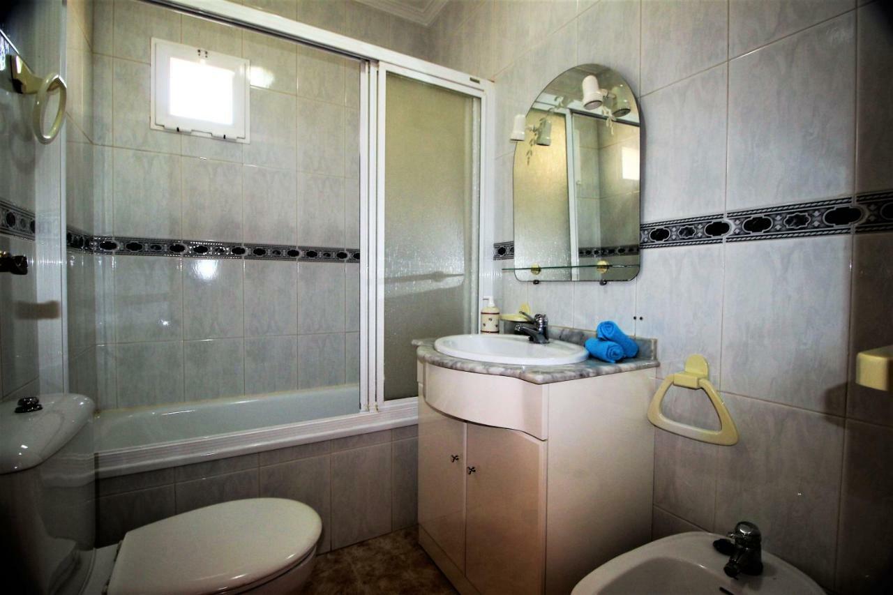 Holiday Apartment Dalias オリウエラ エクステリア 写真