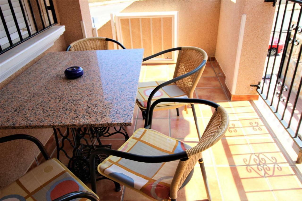 Holiday Apartment Dalias オリウエラ エクステリア 写真